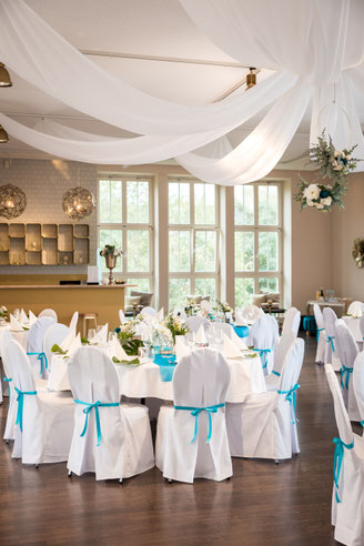 Kosten Hochzeitsfotograf Dresden, Was kostet ein Hochzeitsfotograf, Hochzeitsfotos in Dresden, wieviel kostet ein Hochzeitsfotograf, Hochzeitsfotograf Dresden, Kosten Hochzeitsfotos, Wie teuer sind Hochzeitsfotos, Wieviel kostet eine Hochzeitsreportage