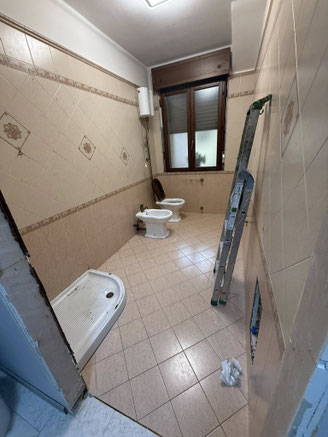 Bagno prima dei lavori