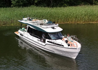 Hausboot SUNCAMPER 30 PLUS| 4+2 Kojen, 2 Schlafkabinen | ohne Führerschein