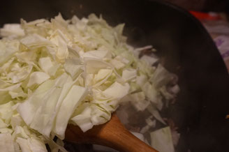 Kapuska -tuerkische Kohlpfanne mit Hackfleisch light