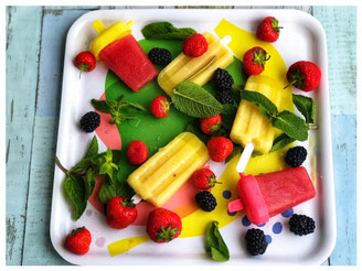 Nicecream Vegan mit Ananas l Beeren Eis Smoothie Rezept l gesundes Eis-Rezept