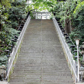 【神谷町】愛宕神社:商売繁盛、縁結び、印刷・コンピューター関係、防火・防災など火にまつわること ジョワーヌ東京