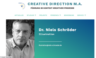 Dr. Niels Schröder, Diplom-Designer (UdK Berlin), Meisterschüler (UdK Berlin) und promovierter Kunstwissenschaftler (Kunstuniversität Linz).