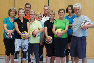 Gruppenfoto Volleyball Frauen und Männer