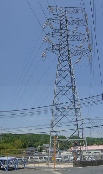 送電鉄塔敷地の防草対策