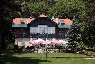 Heiraten in der Nähe von Wien im Rudolfshof in Baden
