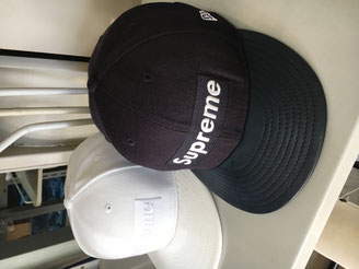 SUPREMEキャップのクリーニング