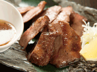 炭火焼き ネギ塩牛タン