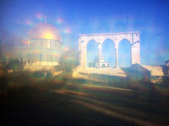 apollo-artemis, mode, design, nachhaltig, handgemacht, foto, reise, israel, inspiration, regenbogen, lichtbrechung, jerusalem, tempelberg