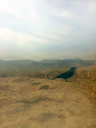 apollo-artemis, mode, design, nachhaltig, handgemacht, foto, reise, israel, inspiration, regenbogen, lichtbrechung, masada