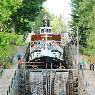 Telemark Canal: a series of in total 18 locks lift ships between the lakes, here at Vrangfoss (photographer: Paasland)