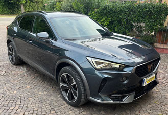 Cupra Formentor in occasione a Brescia uscito dal casello autostradale di Rovato a 15 min. da Bergamo