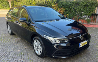 Volkswagen Golf in occasione a Brescia uscito dal casello autostradale di Rovato a 15 min. da Bergamo
