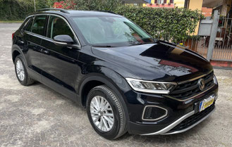 Vendita auto VW T-Roc in occasione a Brescia uscita dal casello autostradale di Rovato a 15 min. da Bergamo 