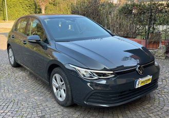 Volkswagen Golf in occasione a Brescia uscito dal casello autostradale di Rovato a 15 min. da Bergamo