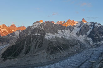 Aiguille du Géant, Dome de Rochefort, Grandes Jorasses, Envers des Aiguilles, Refuge, Klettern Chamonix, Climbing