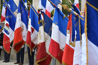 Les drapeaux, lors de la cérémonie du 11 Novembre à Montpellier