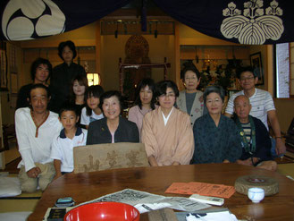 林 為龍さんのご子孫の方々と。 H21.10.4