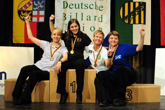 3. DM im 8-Ball der Damen Diana Stateczny(2. v. rechts)