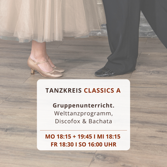 Fröhliches Paar tanzt lächelnd Walzer, Tango, Discofox, Salsa, Bachata, Jive in der Tanzschule Dance Inn Hattingen an der Ruhr unter der persönlichen Leitung von Tanzlehrerin Svenja Fröhlich, geb. Petry.