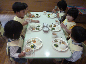 幼児生活団について - 世田谷幼児生活団