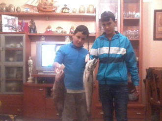 BORJA Y ANDRES,FUTURAS PROMESAS DE LA PESCA EN MOTRIL