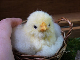羊毛フェルト ひよこ ヒヨコ リアル
