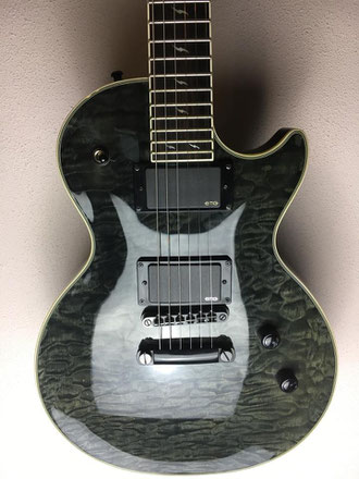 Man Braucht Keinen Umhang Um Ein Held Zu Sein Helden An Der Gitarre