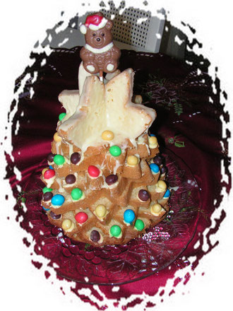 Pandoro addobbato ad albero di Natale