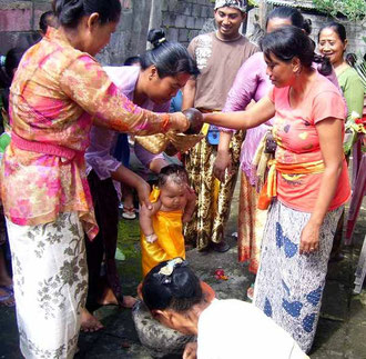 women in temple-clothing