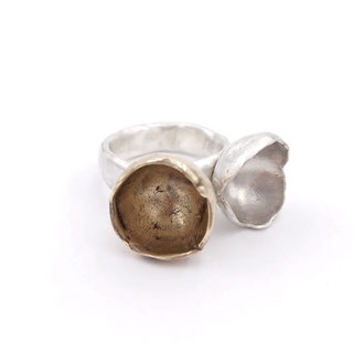 Ring von Dora Des -"Chalices" - Sterlingsilber, Bronze