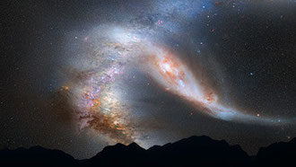 La situazione tra 4 miliardi di anni: le due Galassie si allontanano nuovamente a causa del moto proprio. Le loro strutture sono profondamente deformate e lentamente si riavvicinano.