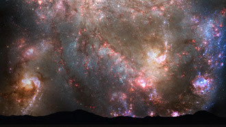 La situazione tra 3.9 miliardi di anni: la nascita stellare continua.