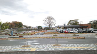 奈良のスタバ「奈良鴻ノ池運動公園店」