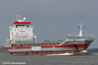 MV Dintelborg, ein recht modernes Schiff, wohl nicht mehr im Transport radioaktiven Materials