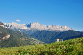 Blick von Tschantnaihof auf den Rosengarten