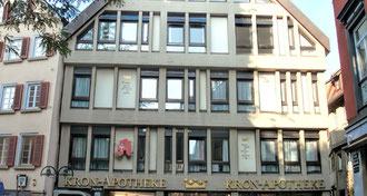 Stuttgart - Bad Cannstatt · Ärztehaus Kron Apotheke