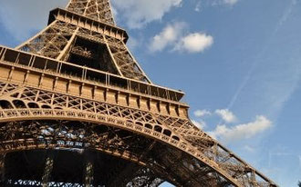 Paris Pass mit Eiffelturm