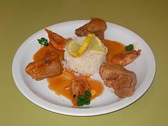 recette illustrée sauté de dinde aux crevettes dans un atelier d'un ESAT
