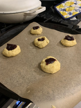 Jam drops - going into the oven