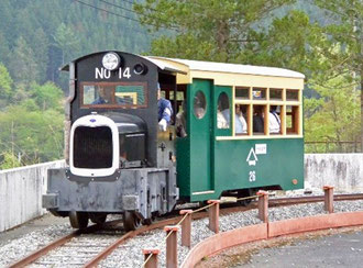 トロッコ館のガソリンカー