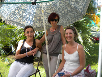 Luglio 2010 Mercatino di Locarno fatto con le mie amiche Betti, Cathy e Claudia (nel momento della foto non era li con noi!!!)