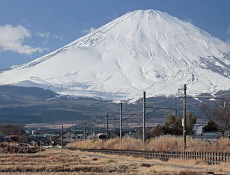 霊峰富士に向かって：ＪＲ御殿場線（全紙）