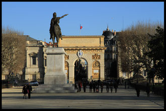 La Place Royale du Peyrou avec l'Arc de Triomphe  