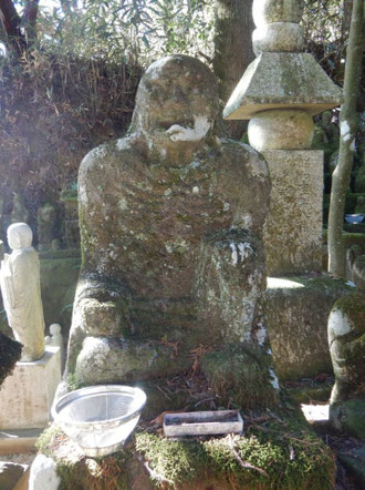 奪衣婆様