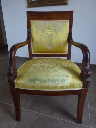 Fauteuil Empire Dauphin avant restauration