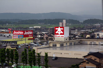 コメリの本屋さんがあるとは知らなかった