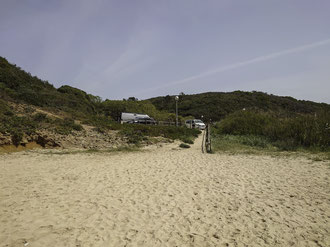 Bild: Parkplatz an der Praia do Carvalhal bei Zambujeira