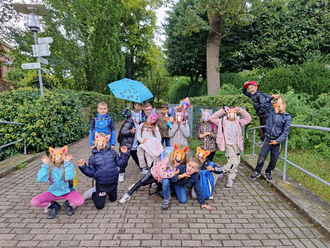 Besuch beim Waldmobil Klasse 2