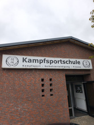 SC Int'l Street Combatives Striking Takedowns Groundwork Toukon Elmshorn Seminar Krav Maga Grappling Selbstverteidigung